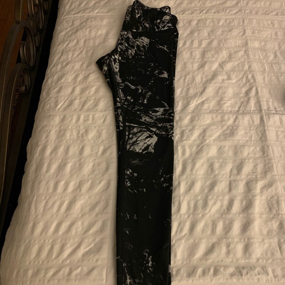 Alo leggings - Picture 1 of 2
